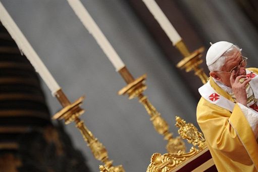 "To był nikczemny atak" - papież potępił zamach w Egipcie