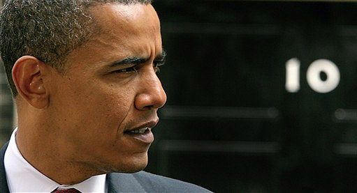 "Obama, mówiąc o swojej rasie, wprowadza podziały"