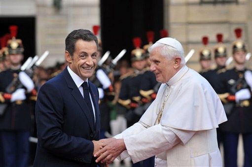 Sarkozy: wyzbycie się religii byłoby szaleństwem
