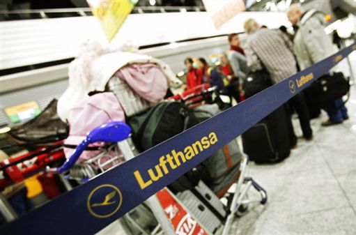 Piloci strajkują - Lufthansa straci 100 mln euro