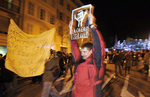 Nasilają się protesty francuskich licealistów