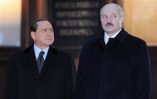 Berlusconi: Naród białoruski kocha Łukaszenkę