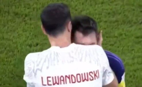 Robert Lewandowski zdradził, co wyszeptał Lionelowi Messiemu