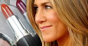 Jennifer Aniston wygląda jak bogini, a to wszystko za sprawą jej ulubionych kosmetyków! Znamy listę produktów, których używa!