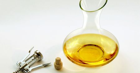 Wino stołowe muller thurgau (białe)