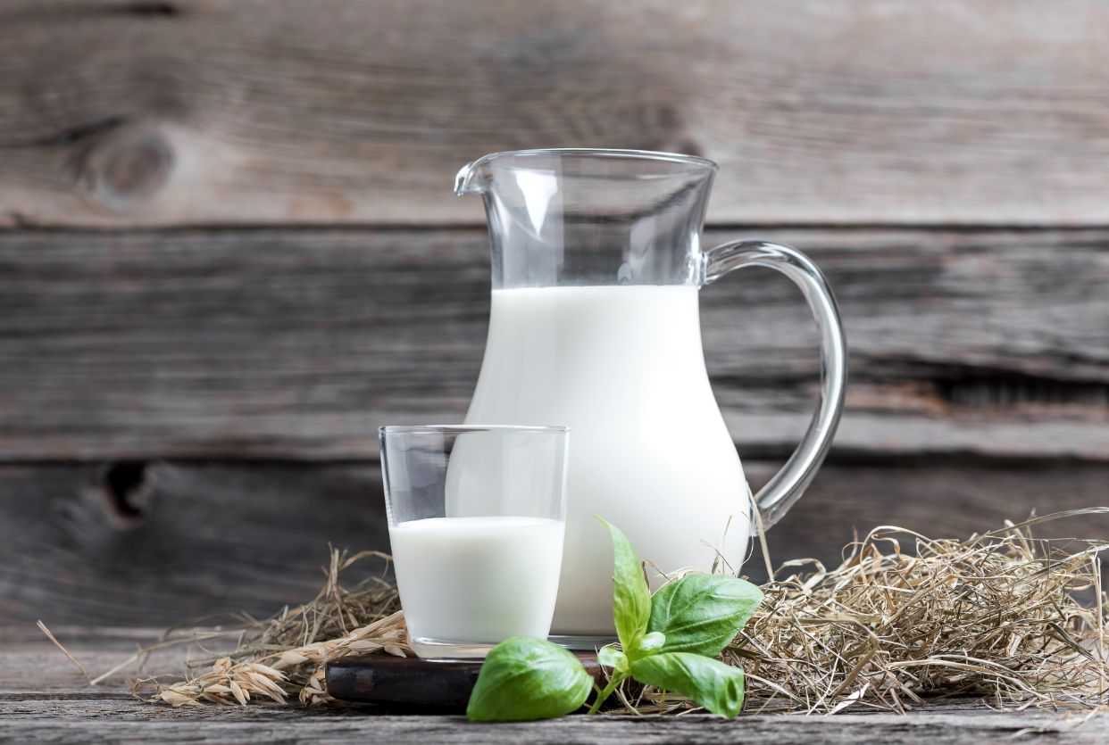 Niepasteryzowane mleko to nic innego, jak mleko surowe.