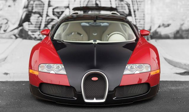 Pierwszy Bugatti Veyron trafi na aukcję