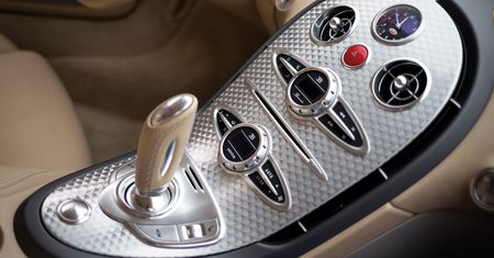 Bugatti Veyron 001