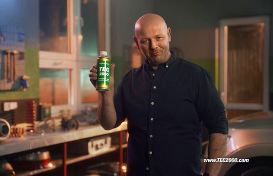 Grzegorz Duda twarzą kampanii TEC 2000, media zaplanował Media Context