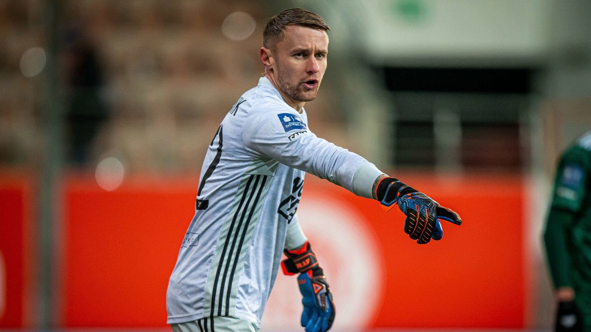 Newspix / LUKASZ SKWIOT/CYFRASPORT / Na zdjęciu: Michał Szromnik