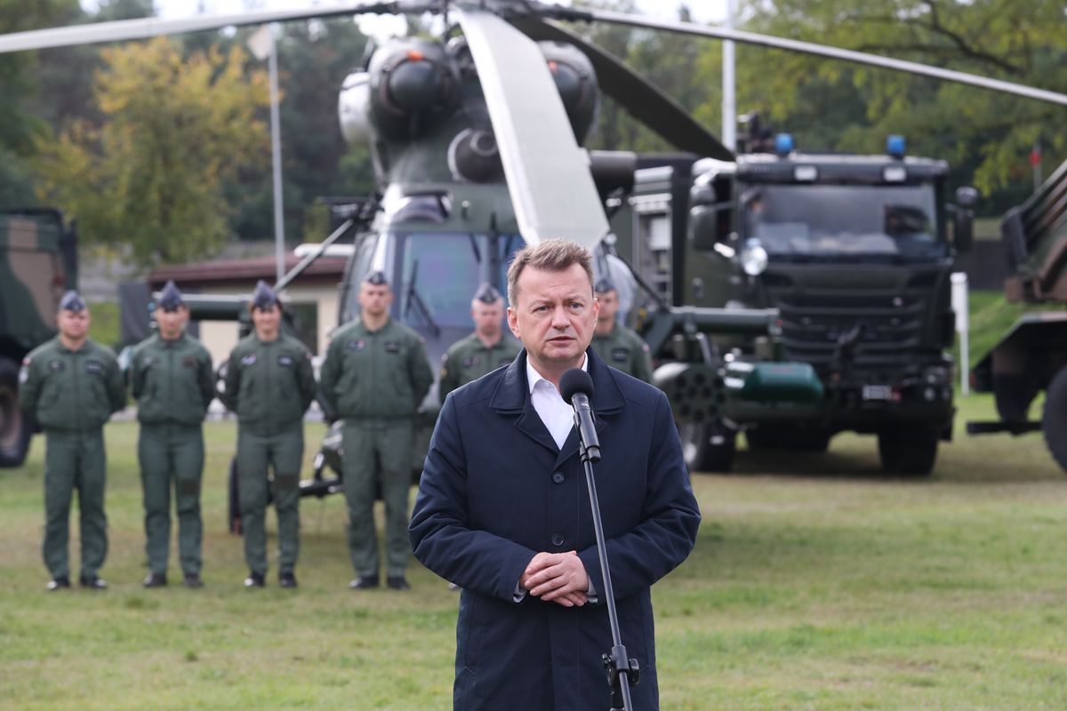 Minister Mariusz Błaszczak zapowiedział dodatki dla żołnierzy