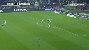 Brutalny faul reprezentanta Polski. Bramkarz opuścił boisko na noszach