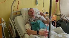 20-latek usłyszał diagnozę. Białaczka. Uratował go "bohater z Polski"