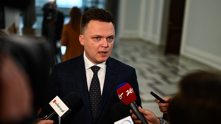 WARSAW, POLAND - OCTOBER 24: The leader of Poland 2050 Party, Szymon Holownia, speaks to the press at the SEJM in Warsaw, Poland on October 24, 2023.  On Tuesday and Wednesday, Oct . 24 and 25  President Andrzej Duda will hold individual consultations with leaders of political parties that have won seats in the parliament of the new term. With the results of the Parliamentary elections out, Poland's democratic opposition made of the Civic Coalition, The Third Way Political alliance, and The New Left has the chance to rule with a majority and all have refused to enter a coalition with the ruling government party, Law and Justice. (Photo by Omar Marques/Anadolu via Getty Images)