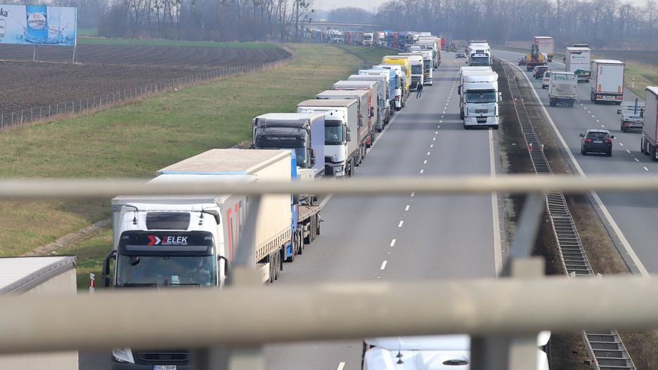 Nieprzejezdny jest w tej chwili odcinek drogi S5 pomiędzy węzłami Trzeciewiec i Bydgoszcz Północ.