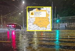Niedziela z ulewami. Ostrzeżenie dla 14 województw