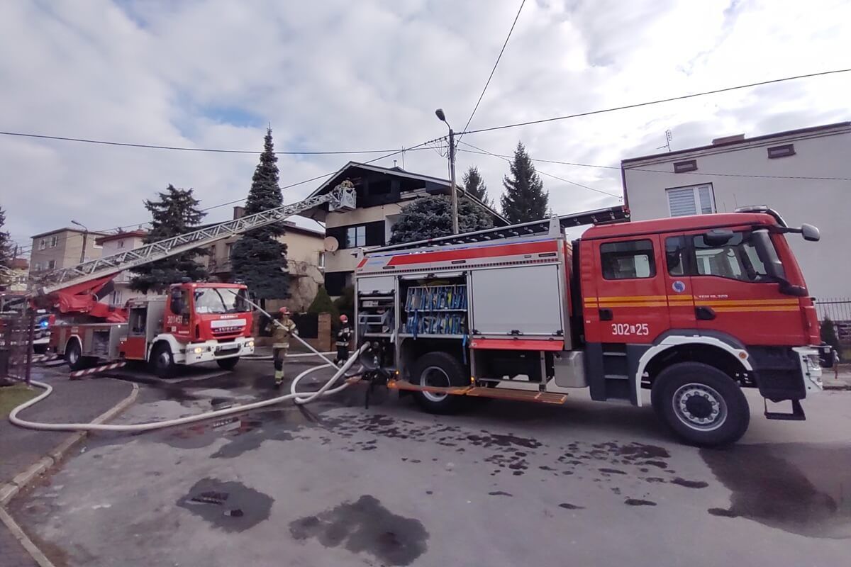 Pożar domu przy ul. Gałczyńskiego w Lublinie