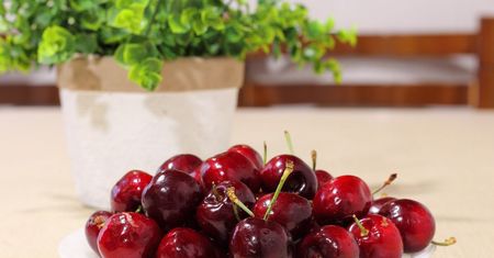 Już w sklepie poznasz, czy są robaczywe. Metoda banalna, a oszczędzi dużo pieniędzy