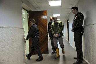 Ludzie Greenpeace przewiezieni do Petersburga