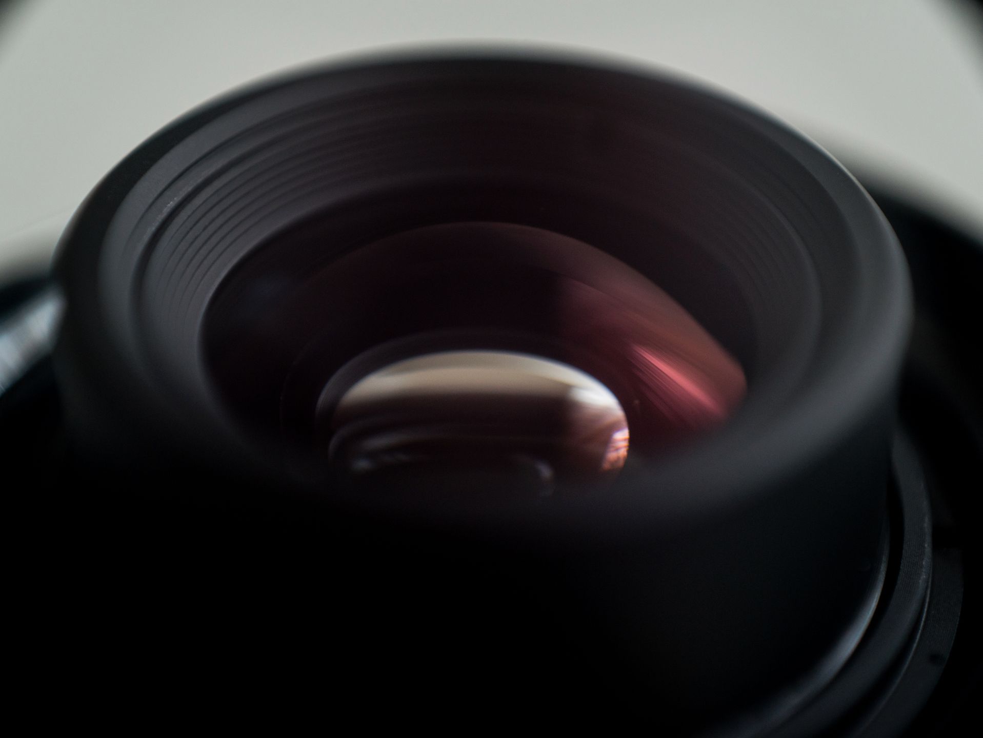 Voigtländer Ultra Wide Heliar Aspherical II 12 mm f/5.6 - Ultra szeroka maszyna do kreowania równoległej rzeczywistości 12