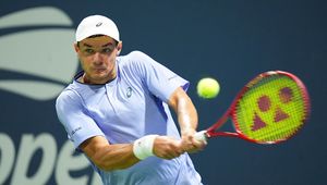 Wieczorny bój Majchrzaka w Nowym Jorku. Tie-break momentem przełomowym