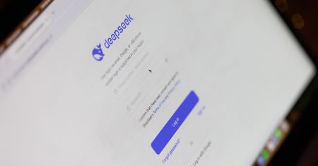 Chiński DeepSeek zakazany w Włoszech. "Zagrożone są dane milionów osób"