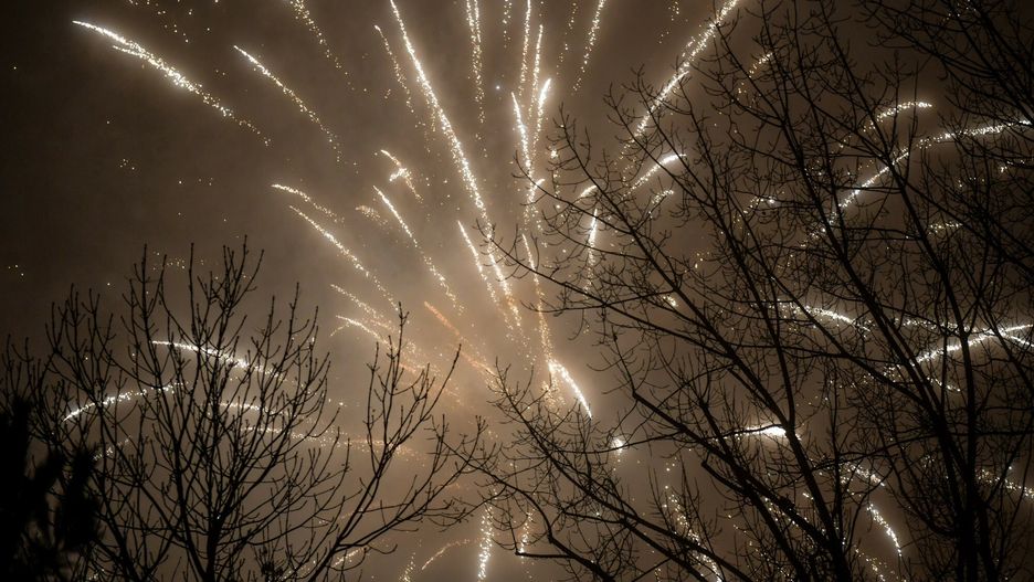 Fajerwerki w sylwestrową noc