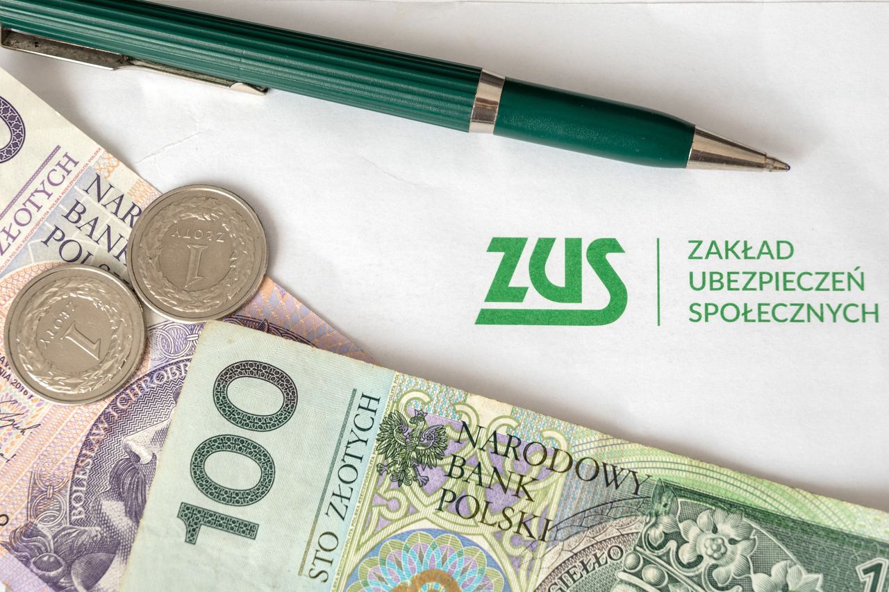 ZUS zabiera emerytalne miliony. Resort wciąż zwleka ze zmianami