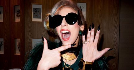 Lady Gaga się zaręczyła?! (FOTO)