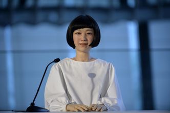 Roboty zastapią ludzi, ale czy tego chcemy?