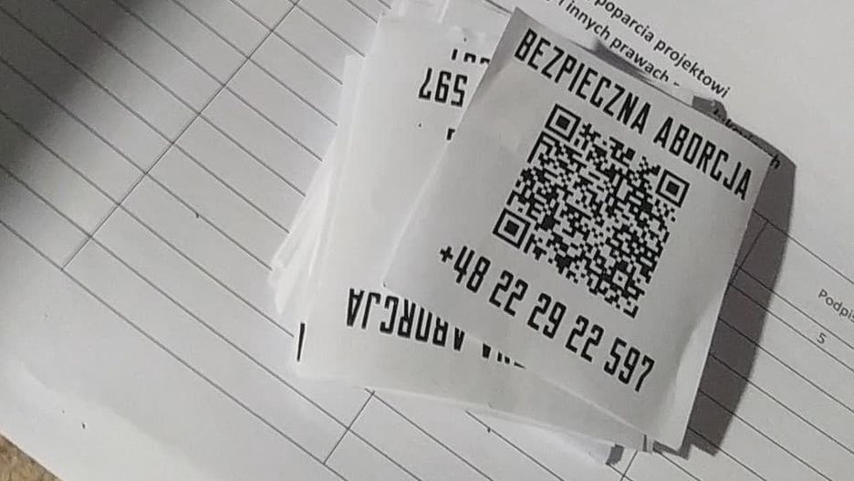 Oleśnica. Akcja Legalna Aborcja - Bez Kompromisów. Na mrozie zebrano pierwsze podpisy