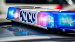 Groźny wypadek w Lipnie. Samochód osobowy zderzył się z ciężarówką