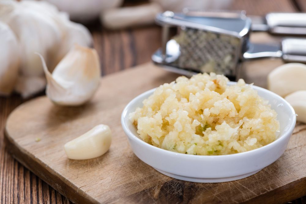 Czosnek - pochodzenie, skład, właściwości lecznicze, czosnek jako naturalny antybiotyk