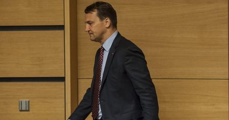 "Wall Street Journal": Słowa Sikorskiego wyrazem rozczarowania polskich elit