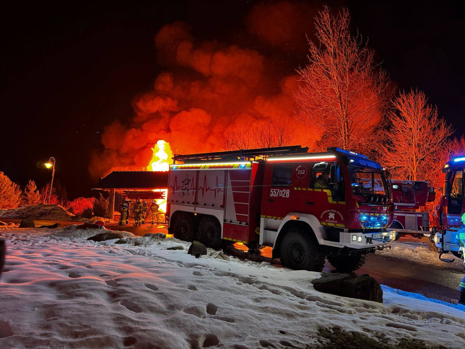 wiadomości,aktualności,WP Wiadomości Pożar na weselu. Płonie karczma pod Wadowicami