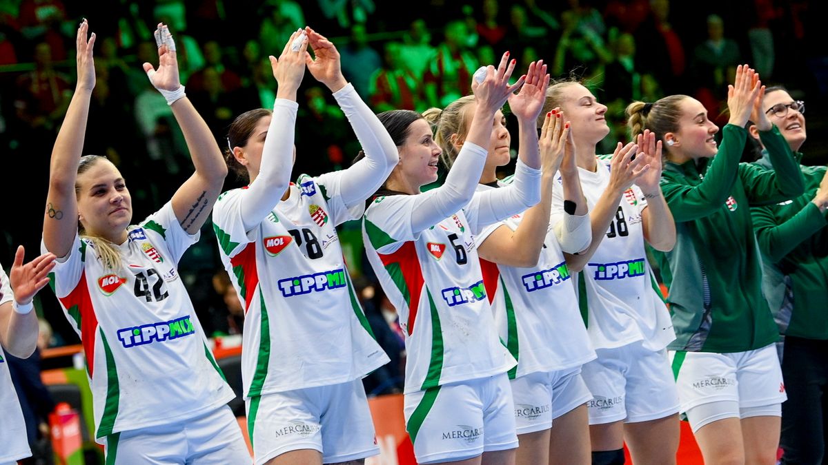 PAP/EPA / Zsolt Czegledi / Na zdjęciu: szczypiornistki reprezentacji Węgier