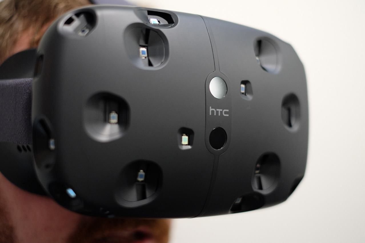 Gogle HTC Vive na #MWC16. Znamy nowe funkcje, datę premiery i cenę