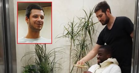 Prank na tenisistach. Hubert Hurkacz został... masażystą
