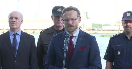 Zakaz korzystania z Odry zniesiony. “To nie oznacza, że można pływać w rzece, pić wodę czy poić zwierzęta”