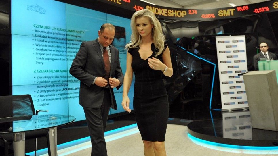 Joanna Krupa podczas prezentacji spółki na warszawskiej giełdzie.