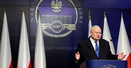 Dotarli do "tajnej listy" doradców w NBP. Jest i znany polityk PiS
