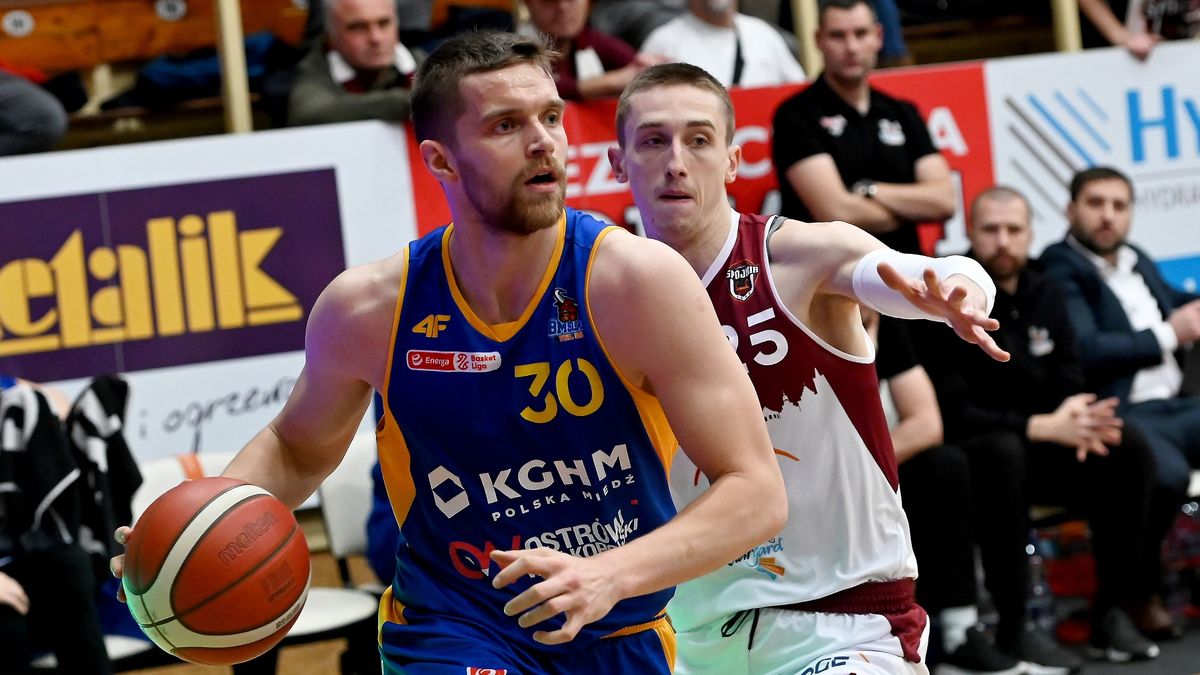 PAP / Marcin Bielecki / Na zdjęciu: Jakub Garbacz (z lewej) i Dominik Grudziński