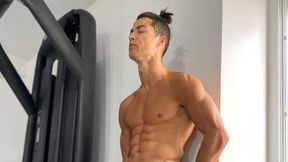 Koronawirus. Cristiano Ronaldo cały czas w formie. Pochwalił się muskulaturą