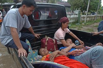 Bardzo silne trzęsienie ziemi w Indonezji! Ponad 7 stopni...