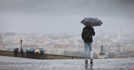 W Czechach może być groźnie. Nadejdą burze, grad i ulewy