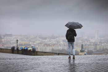W Czechach może być groźnie. Nadejdą burze, grad i ulewy