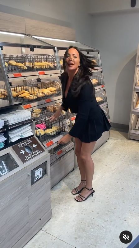 Brytyjska influencerka zdjęła majtki w supermarkecie