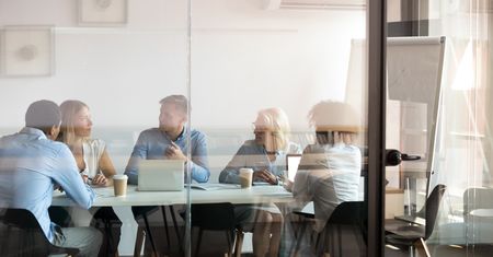 Microsoft chce oceniać jakość spotkań. Nowa technologia bada język ciała