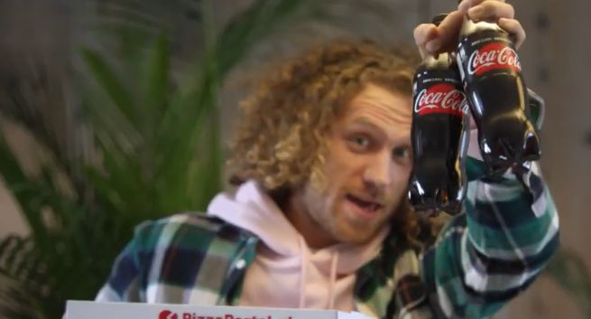 Zniżki na Coca-Colę i kuchnię azjatycką w promocjach PizzaPortal.pl (wideo)