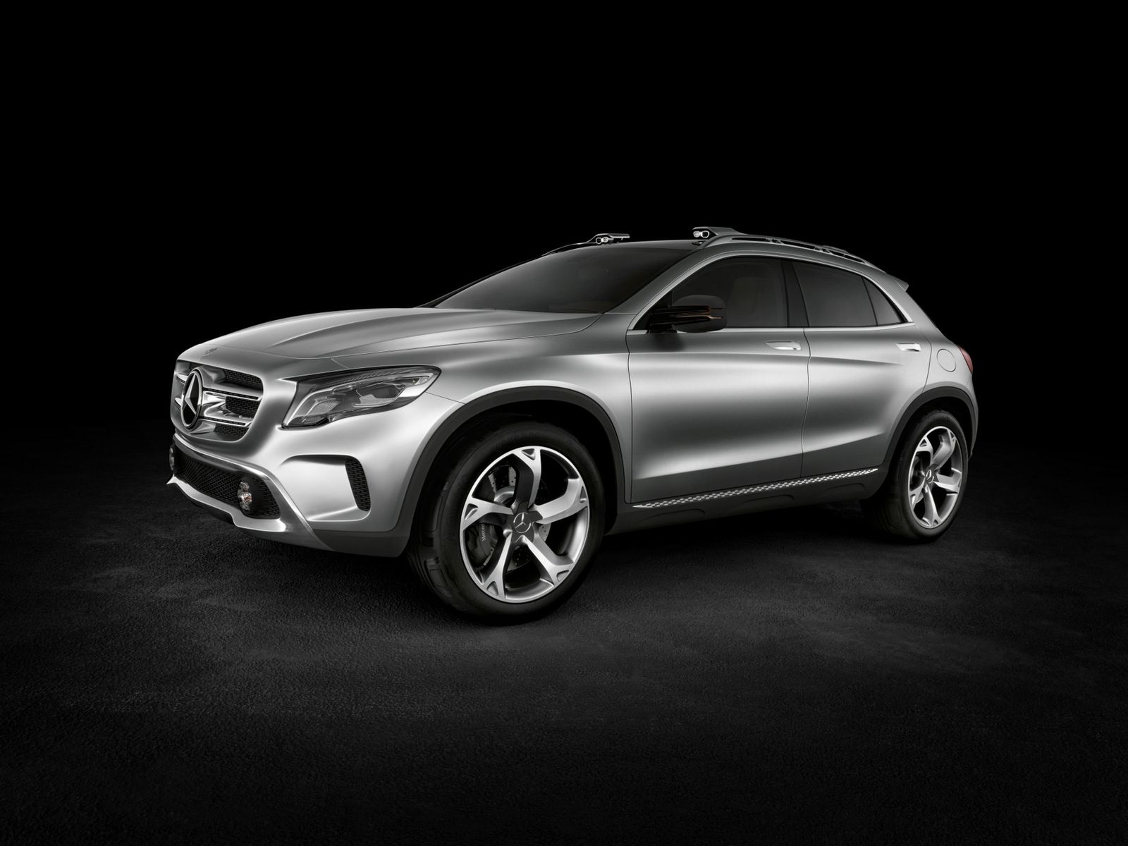 Mercedes GLA Concept na oficjalnych zdjęciach [galeria] 5